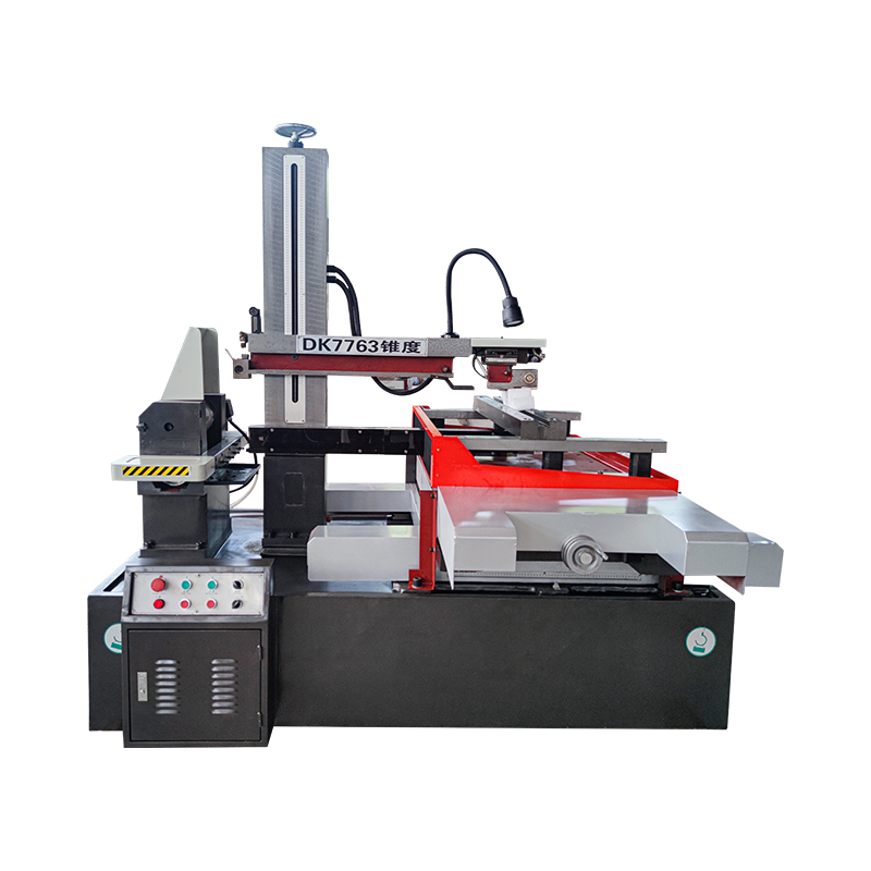 DK7763 Model bukan standard F Model AZ Perlindungan Overcurrent CNC Wire EDM Mesin Pemotongan Berkelajuan Tinggi